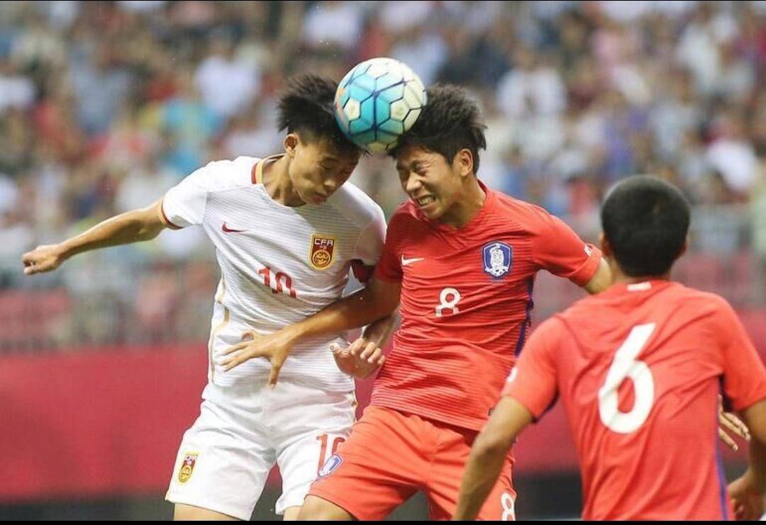 三连败后河北球员全力以赴求胜 三连败后河北球员全力以赴求胜