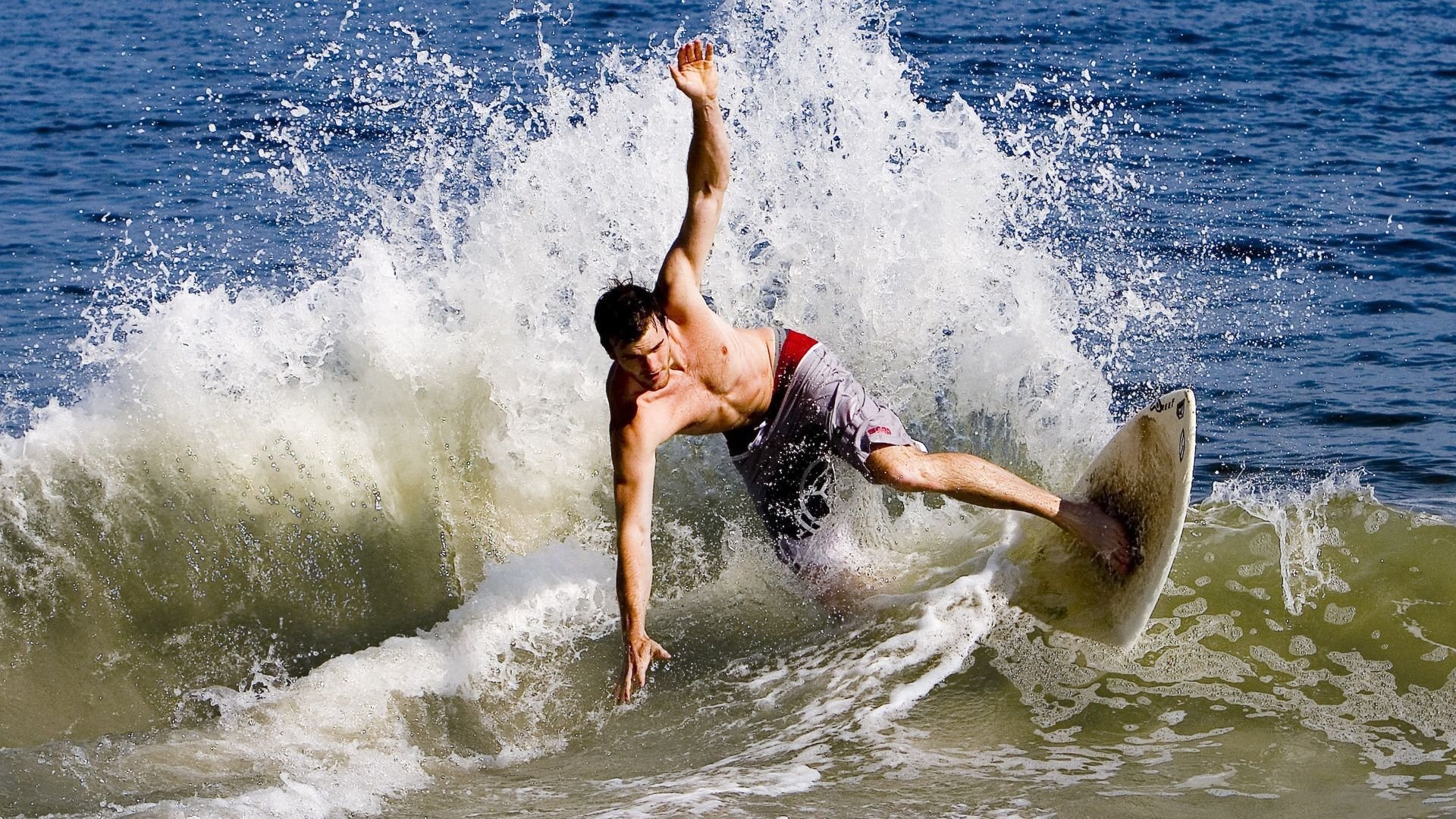 雪中烈焰，当山西队终结黄蜂，乔治如何用滚烫双手点燃奇迹之夜？